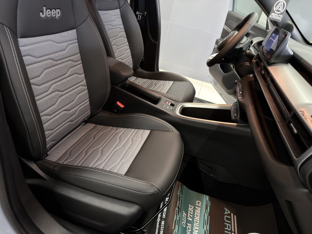 JEEP AVENGER KM0 1.2 MHEV 145 CV 4xe UPLAND UFFICIALE